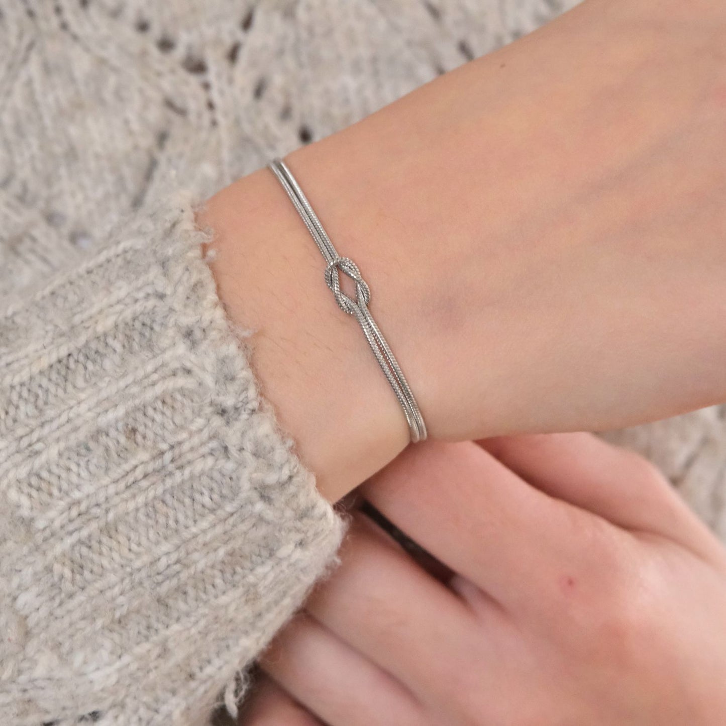 To my Daughter - Always in my heart - Love Knot Bracelet