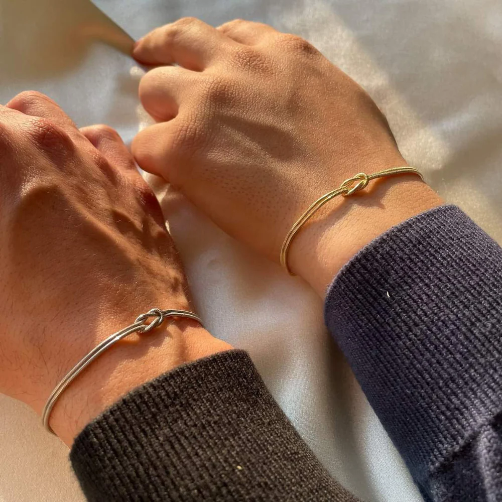 Love Knot Bracelet 1+1 FREE DEAL