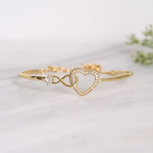 Mother & Daughter - Infinity Heart Bracelet - Hugs and Care