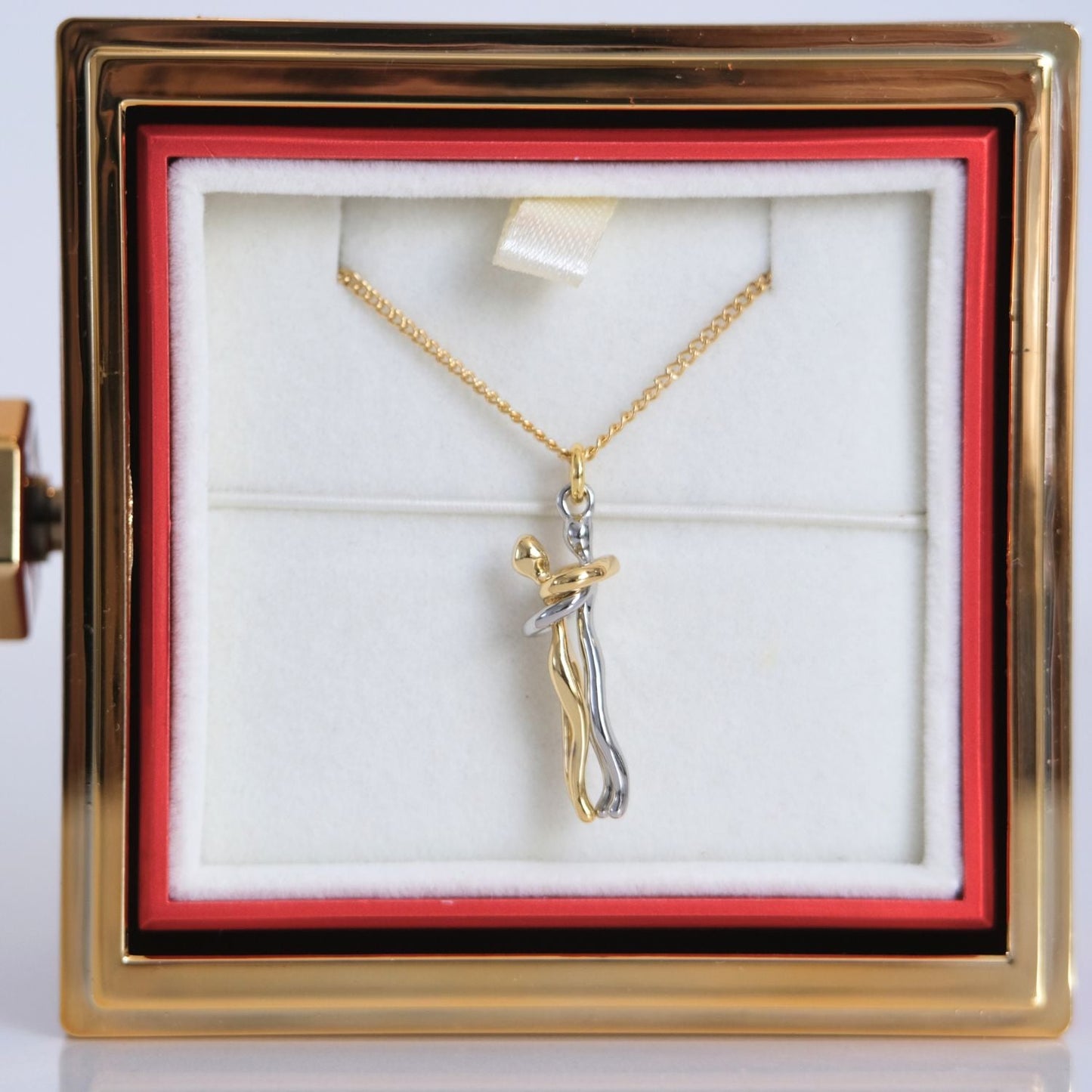 Mini Eternal Rose Box - Hug Necklace