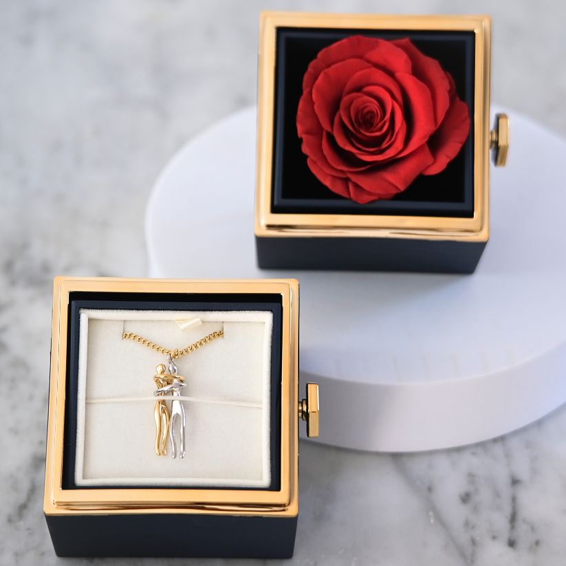 Mini Eternal Rose Box - Hug Necklace